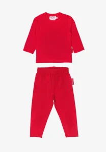 Organic Red Basic Long-Sleeved T-Shirt & Leggings Bundle